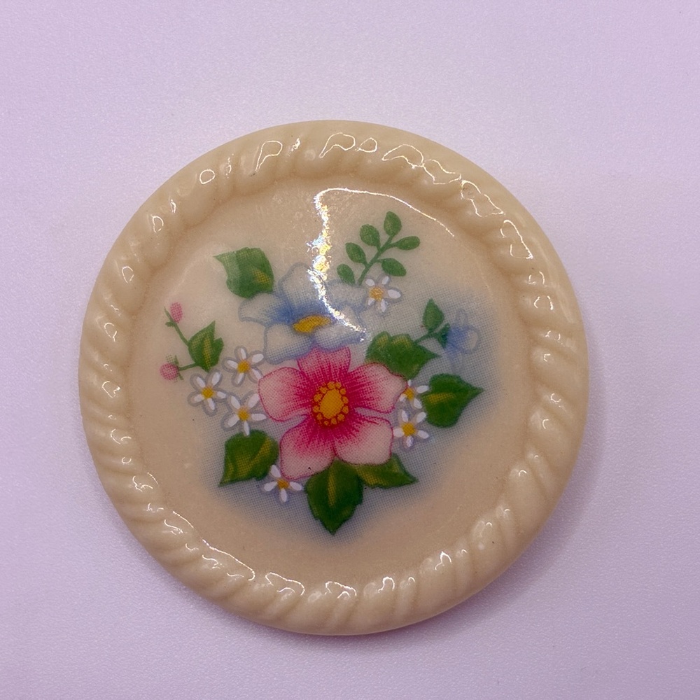 Vintage SIGNED Avon Ceramic 1984 Brooch Spring Flowers Round 1 1/2 Diameter